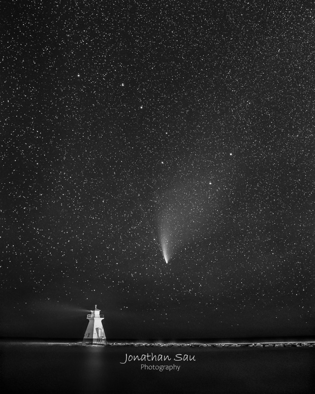 Midnight Starscape and Comet Neowise